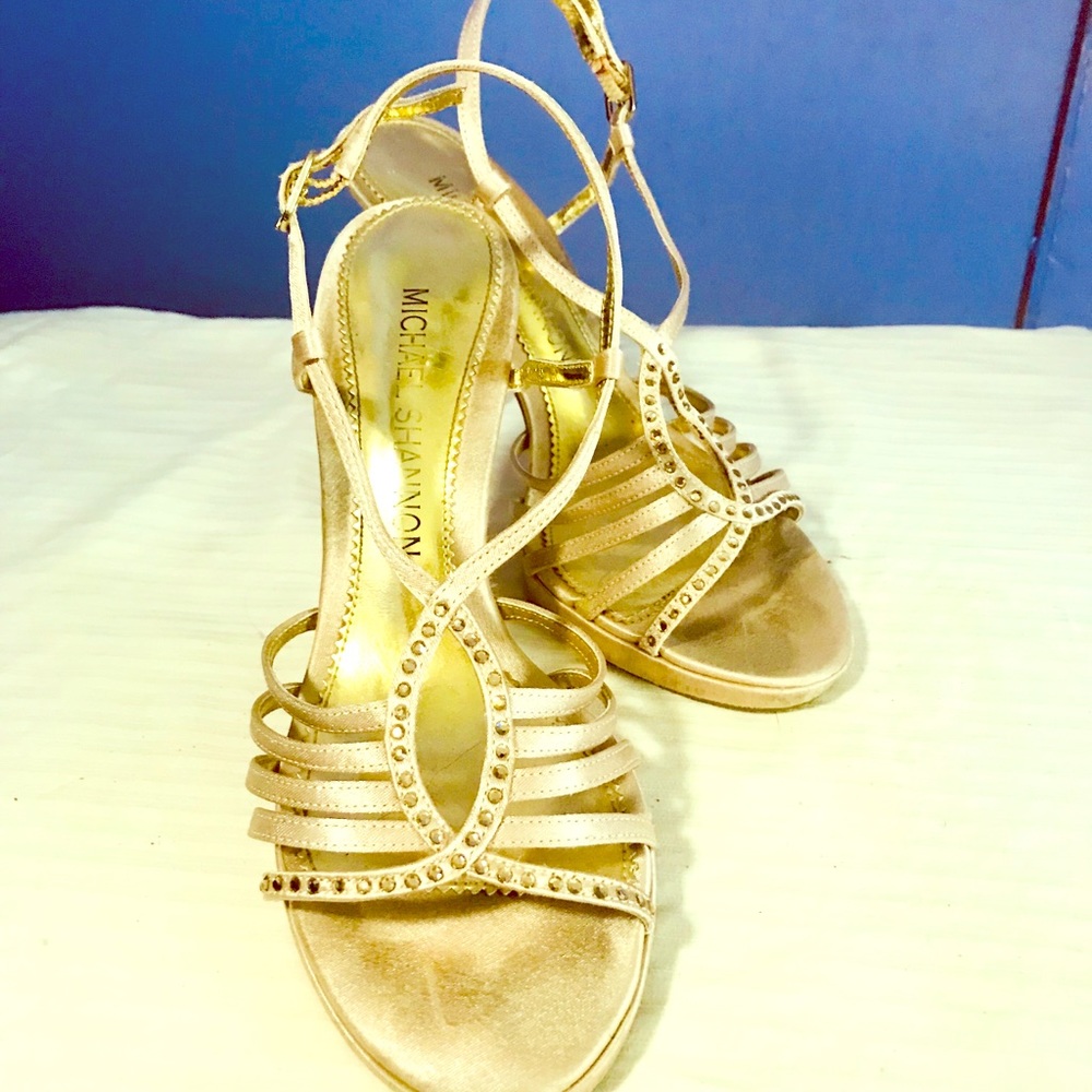Shoes - Picture 2 of 2